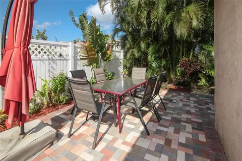2910 E Sable Cir, Margate, FL 33063 photo 21