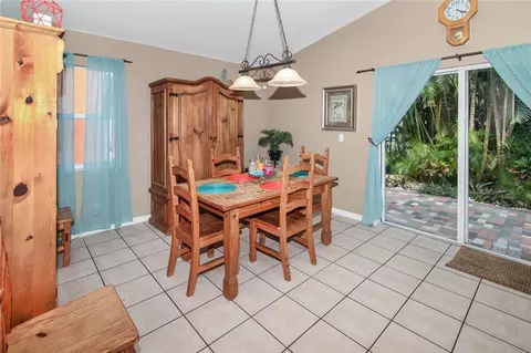 2910 E Sable Cir, Margate, FL 33063 photo 12