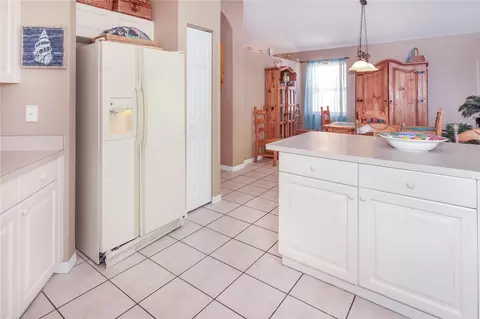 2910 E Sable Cir, Margate, FL 33063 photo 11