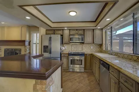 1922 E Caroline Ln, Tempe, AZ 85284 photo 6