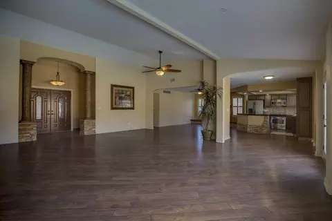 1922 E Caroline Ln, Tempe, AZ 85284 photo 4