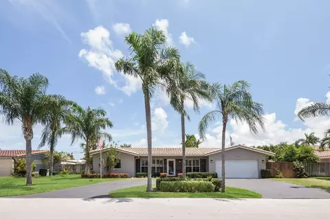 2230 NE 44th St, Lighthouse Point, FL 33064 photo 1