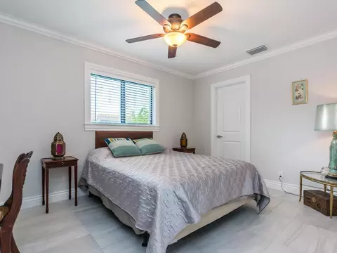 2210 NE 46th St, Lighthouse Point, FL 33064 photo 13