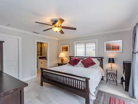 2210 NE 46th St, Lighthouse Point, FL 33064 photo 9