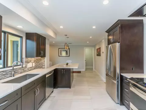 2210 NE 46th St, Lighthouse Point, FL 33064 photo 3