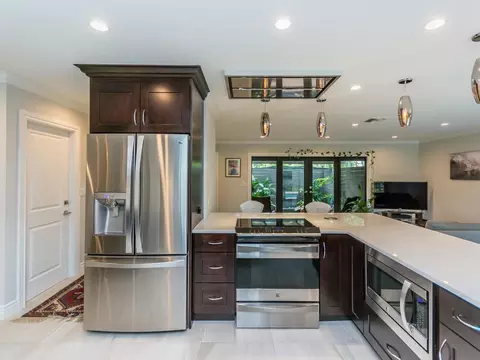 2210 NE 46th St, Lighthouse Point, FL 33064 photo 5