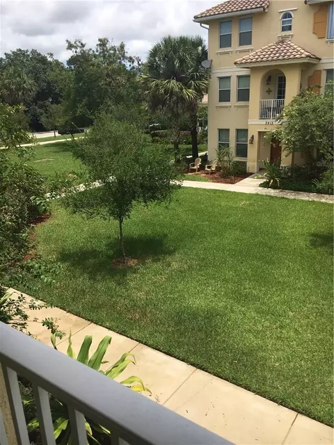 3908 Laurel Ln, Coconut Creek, FL 33073 photo 6