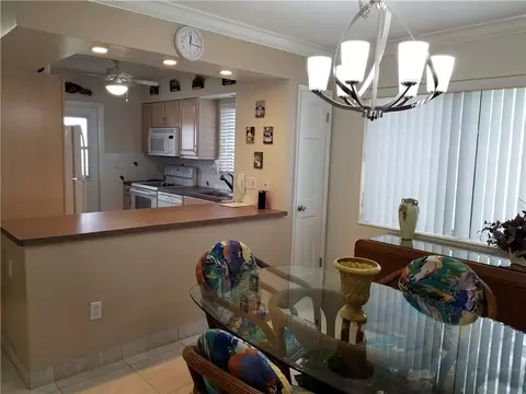 801 Pine Dr #10, Pompano Beach, FL 33060 photo 6