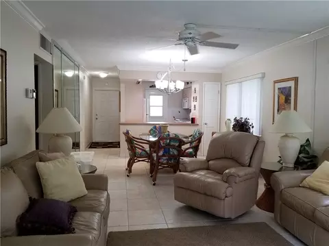 801 Pine Dr #10, Pompano Beach, FL 33060 photo 9