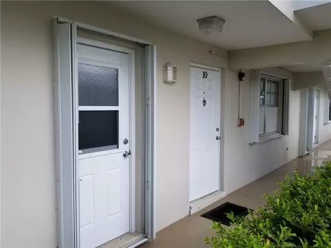 801 Pine Dr #10, Pompano Beach, FL 33060 photo 1