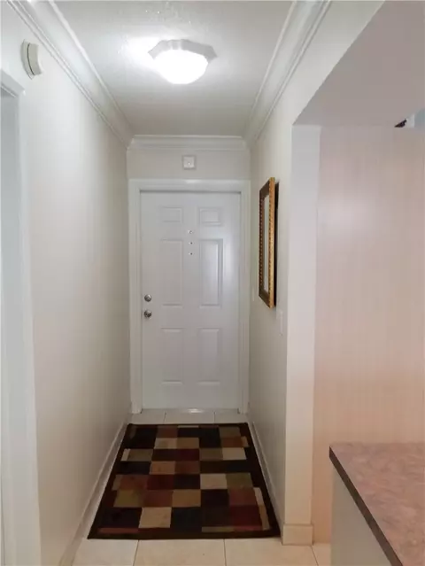 801 Pine Dr #10, Pompano Beach, FL 33060 photo 3