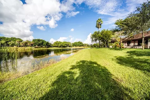 2355 Dover, Weston, FL 33326 photo 8