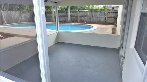 6911 SW 26th Ct, Miramar, FL 33023 photo 8
