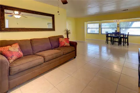 626 NE 3rd Ave, Pompano Beach, FL 33060 photo 1
