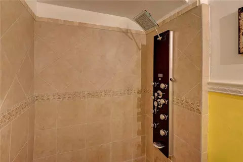 626 NE 3rd Ave, Pompano Beach, FL 33060 photo 27