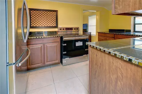 626 NE 3rd Ave, Pompano Beach, FL 33060 photo 17