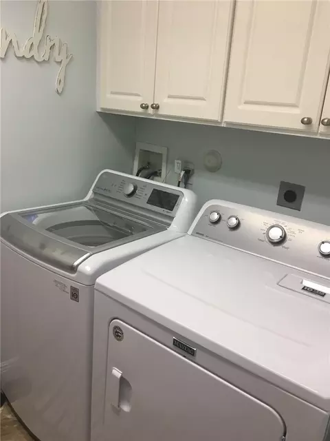 937 SE Westminster Pl, Stuart, FL 34997 photo 9