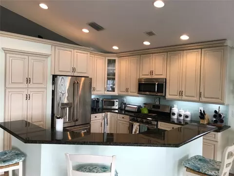 937 SE Westminster Pl, Stuart, FL 34997 photo 5
