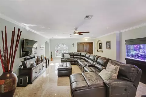 960 SE 9th Ave, Pompano Beach, FL 33060 photo 4