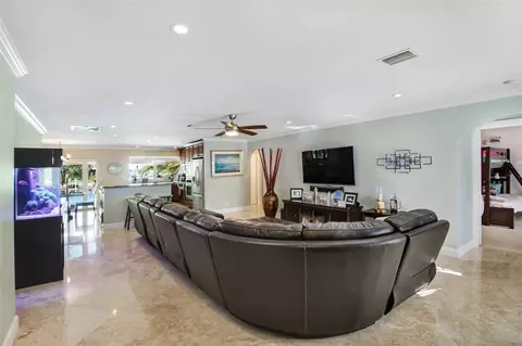 960 SE 9th Ave, Pompano Beach, FL 33060 photo 3