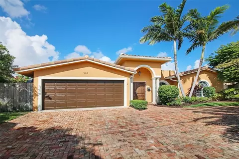 960 SE 9th Ave, Pompano Beach, FL 33060 photo 2