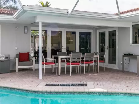 131 SE 9th Ct, Pompano Beach, FL 33060 photo 17