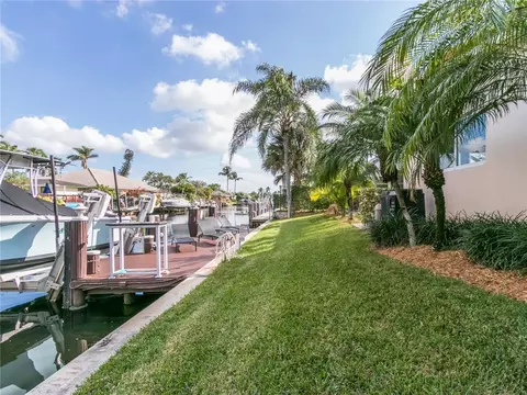 131 SE 9th Ct, Pompano Beach, FL 33060 photo 19