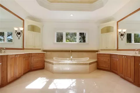 2342 NE 29th St, Lighthouse Point, FL 33064 photo 20