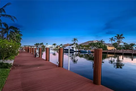 2342 NE 29th St, Lighthouse Point, FL 33064 photo 2