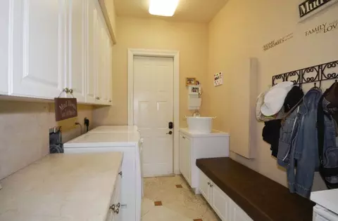 8888 Pinebrook Ct, Parkland, FL 33067 photo 37