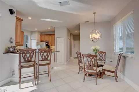 5010 Mallards Ct, Coconut Creek, FL 33073 photo 9