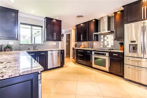 1350 SE 3rd Ave, Pompano Beach, FL 33060 photo 6