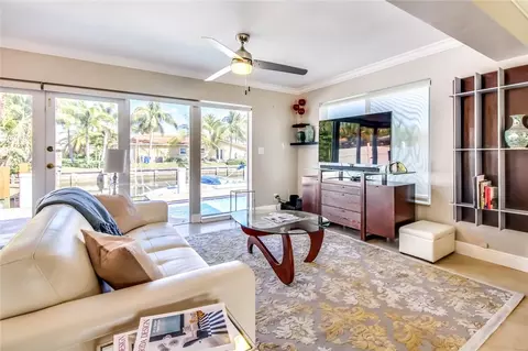 1350 SE 3rd Ave, Pompano Beach, FL 33060 photo 3