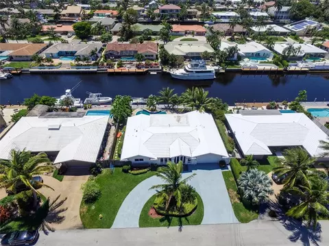 3821 NE 27th Ave, Lighthouse Point, FL 33064 photo 2