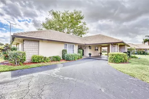 324 Villa Dr, Atlantis, FL 33462 photo 17