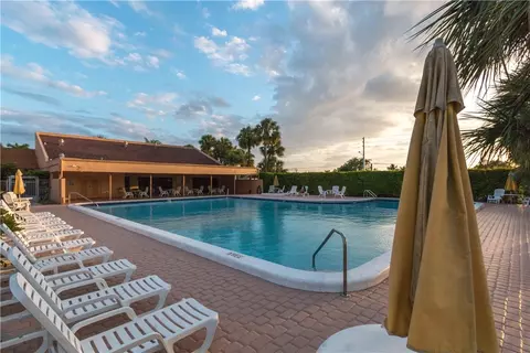 8030 Hampton Blvd #204, North Lauderdale, FL 33068 photo 4