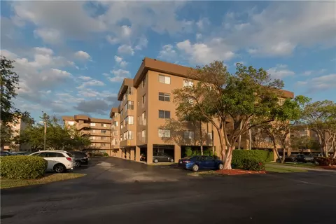 8030 Hampton Blvd #204, North Lauderdale, FL 33068 photo 1