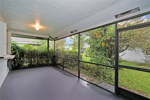 5341 Pine Cir, Coral Springs, FL 33067 photo 20
