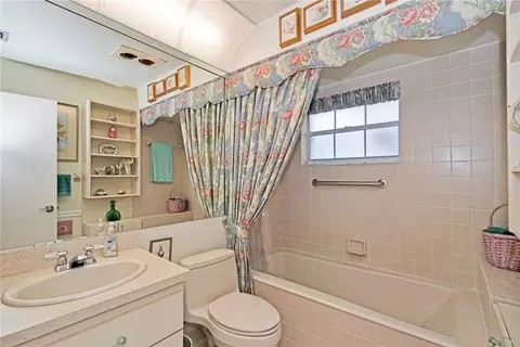 5341 Pine Cir, Coral Springs, FL 33067 photo 19