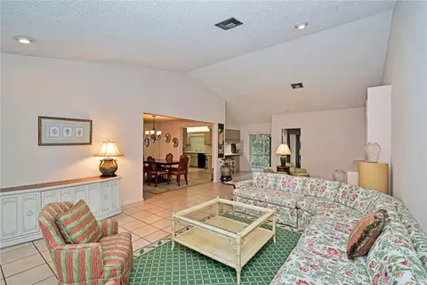 5341 Pine Cir, Coral Springs, FL 33067 photo 3