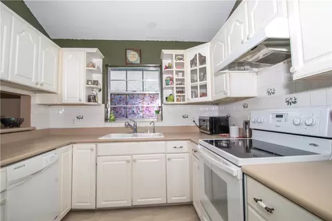 4441 NW 99th Ter, Sunrise, FL 33351 photo 8