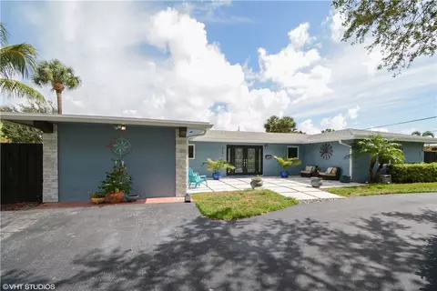 2101 NE 27th Ct, Lighthouse Point, FL 33064 photo 1