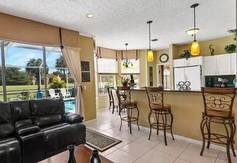 3470 E Greenview Ter E, Margate, FL 33063 photo 12