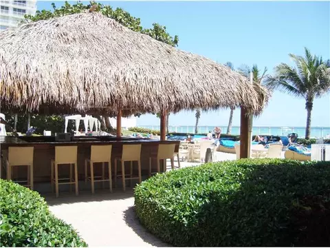 1060 NE 28th Ter, Pompano Beach, FL 33062 photo 24
