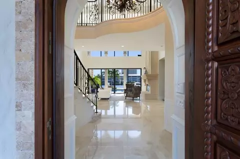 1060 NE 28th Ter, Pompano Beach, FL 33062 photo 5