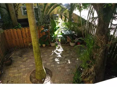 1060 NE 28th Ter, Pompano Beach, FL 33062 photo 30