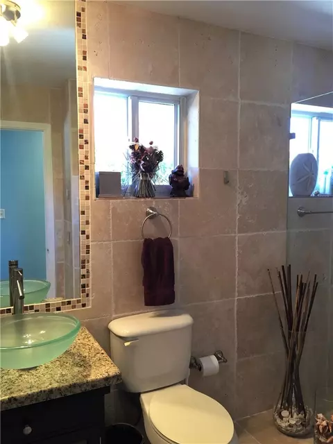 4121 NE 23rd Ter, Lighthouse Point, FL 33064 photo 9