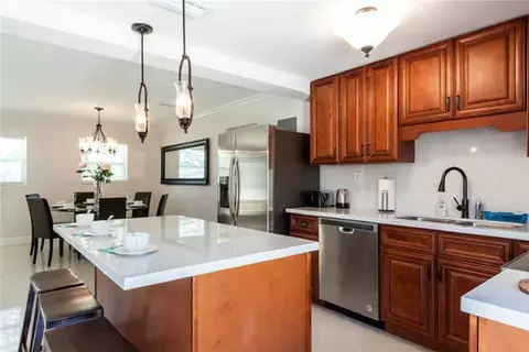 2221 NE 49th St, Lighthouse Point, FL 33064 photo 8