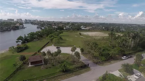 2433 NE 24th St, Lighthouse Point, FL 33064 photo 12