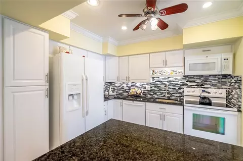 2240 NE 41st St, Lighthouse Point, FL 33064 photo 10